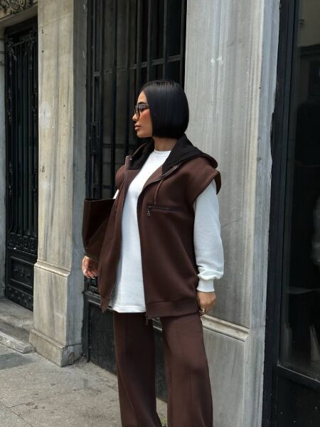 Kadın 3’lü Takım Kapüşonlu Fermuarlı Yelekli  Oversize Sweat , Bol Paça Pantolon Taba - S