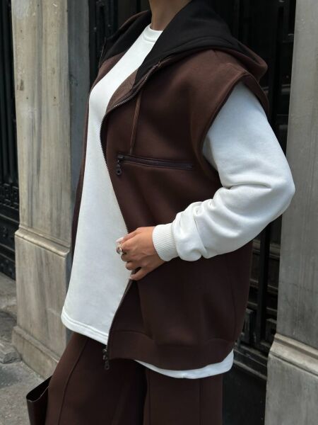 Kadın 3’lü Takım Kapüşonlu Fermuarlı Yelekli  Oversize Sweat , Bol Paça Pantolon Taba - S