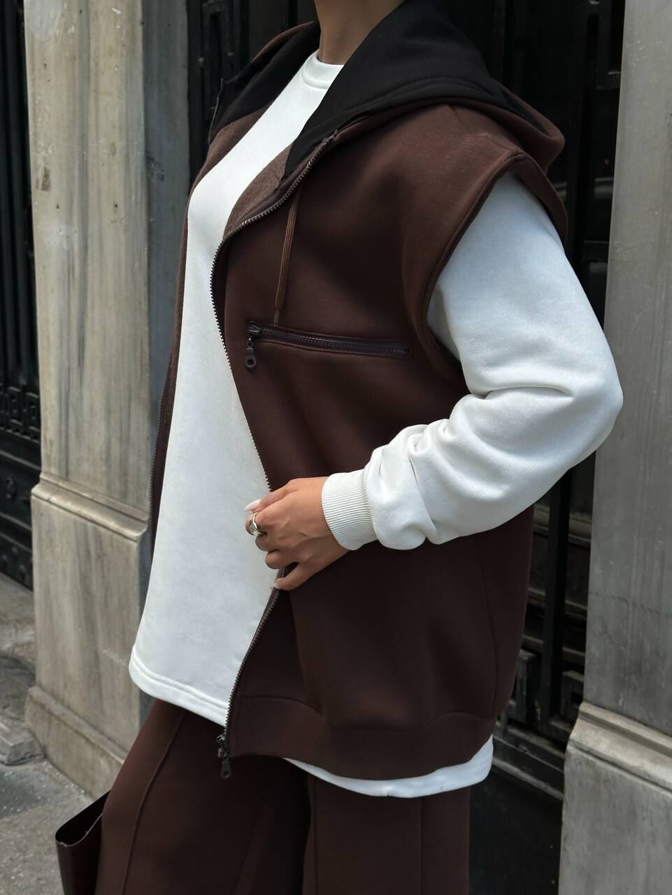 Kadın 3’lü Takım Kapüşonlu Fermuarlı Yelekli  Oversize Sweat , Bol Paça Pantolon Taba - L